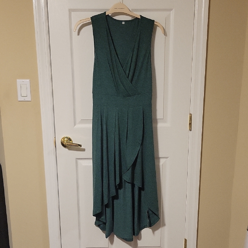 NWT Green Sleeveless Dress